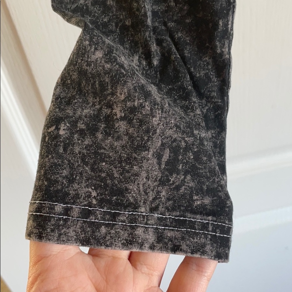 Fun Pattern Leggings - Picture 4 of 5